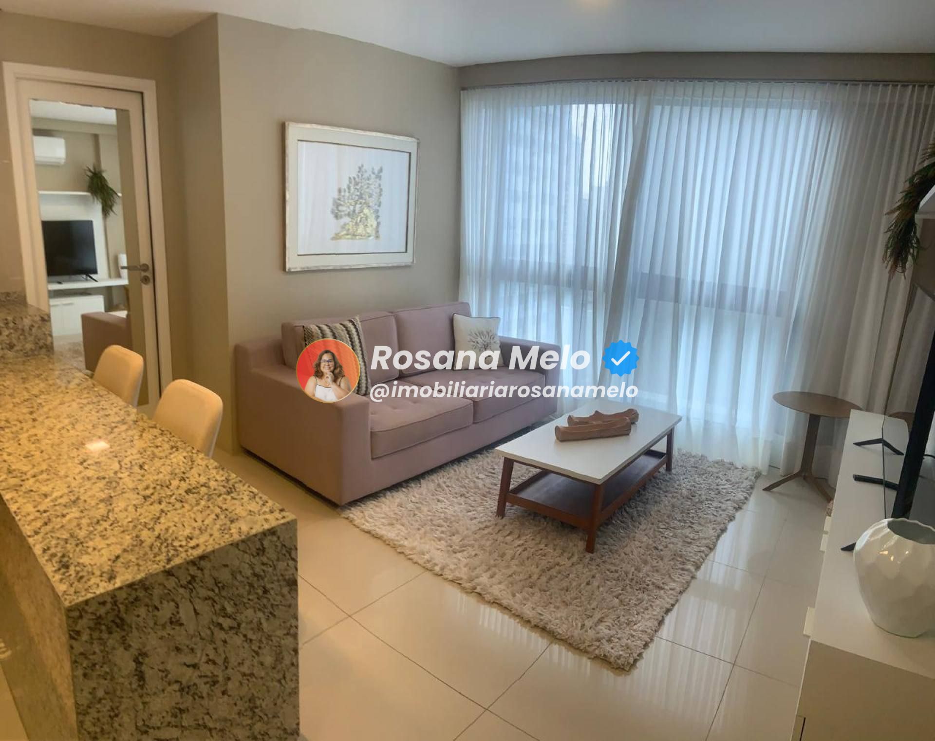Apartamento com 48m², beira-mar, 1 suíte, 1 vaga de garagem, mobiliado, Edf. Portal Ivanir Silvestre, em Boa Viagem