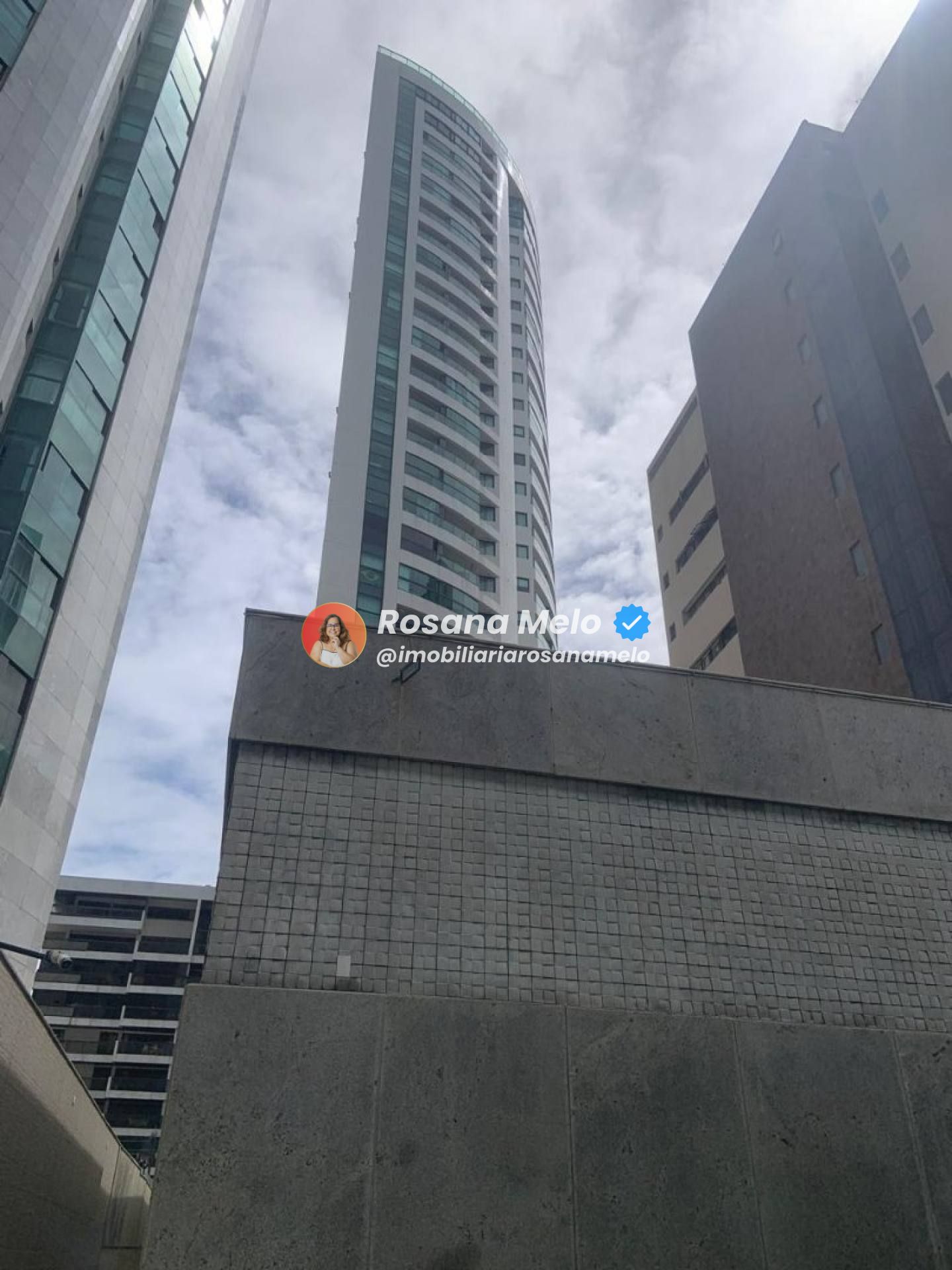 Apartamento mobiliado com 1 quarto, próximo ao mar, no Edf. Parque Atlântico em Boa Viagem