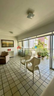 Apartamento com 219,5m², 5 quartos (3 suítes), sala para 3 ambientes, Edf. Jacumã, em Boa Viagem