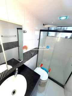 Edf Augusto Rodrigues,Boa Viagem,105m,3 quartos,amplo e ventilado.