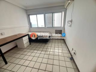 Apartamento para alugar com 185,95m², 4 quartos (1 suíte), varanda, Edf. Ficus, em Boa Viagem