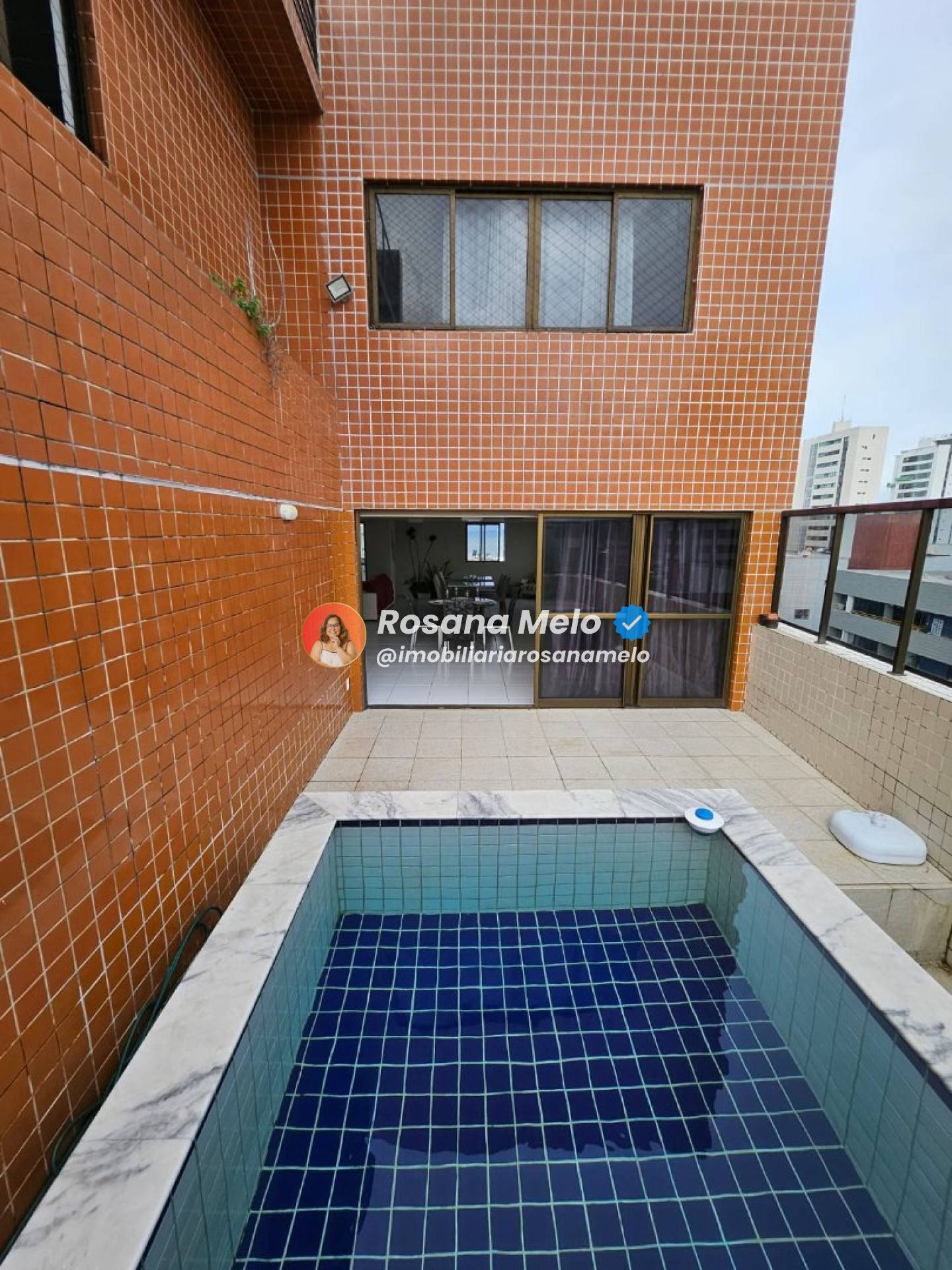 Cobertura do edf Valença Piedade,varadao,4 suites,piscina privativa,4 vagas,lazer.