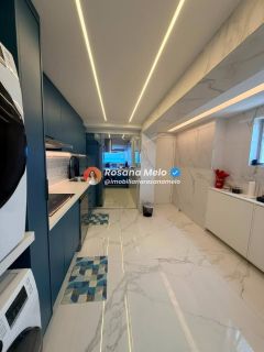 Apartamento à beira-mar, porteira fechada, à venda com 180m², 3 quartos (2 suítes), Edf. Saint Just, em Boa Viagem