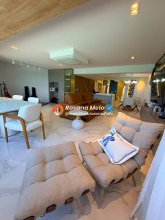 Apartamento à beira-mar, porteira fechada, à venda com 180m², 3 quartos (2 suítes), Edf. Saint Just, em Boa Viagem