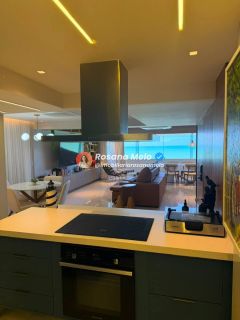 Apartamento à beira-mar, porteira fechada, à venda com 180m², 3 quartos (2 suítes), Edf. Saint Just, em Boa Viagem