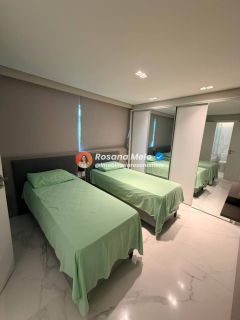 Apartamento à beira-mar, porteira fechada, à venda com 180m², 3 quartos (2 suítes), Edf. Saint Just, em Boa Viagem