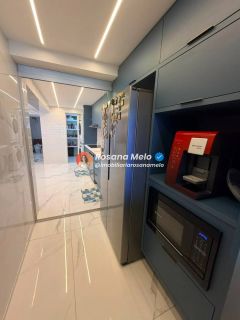 Apartamento à beira-mar, porteira fechada, à venda com 180m², 3 quartos (2 suítes), Edf. Saint Just, em Boa Viagem