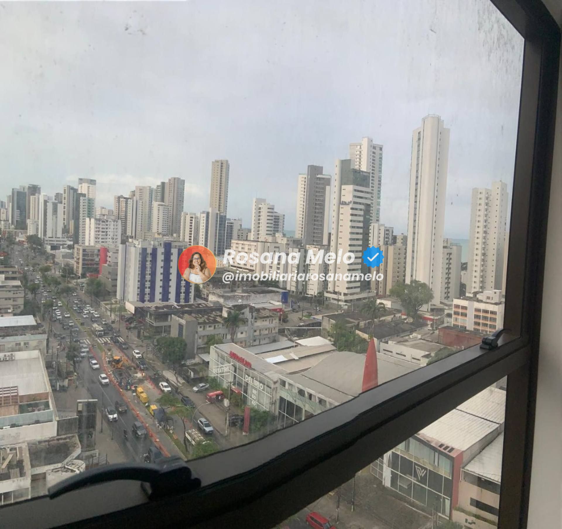 Apartamento 2 quartos (1 suíte), 58,30m², climatizado, Edf. Icon, Boa Viagem