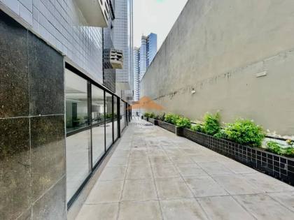 Apartamento 4 quartos (1 suíte), 240m², planta ampla, Edf. Conde de Nassau, Boa Viagem