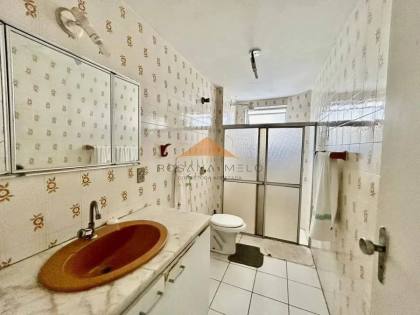Apartamento 4 quartos (1 suíte), 240m², planta ampla, Edf. Conde de Nassau, Boa Viagem