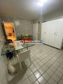Edf Janaina Boa Viagem,apartamento espaçoso com 173m,3 quartos,1 vaga,mobiliado.