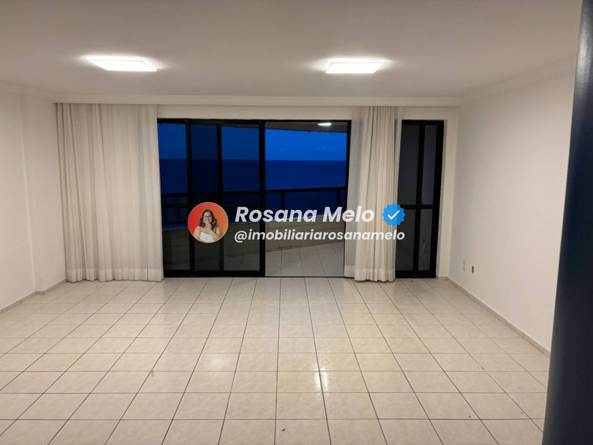 Apartamento 4 quartos (4 suítes), 150m², 3 vagas, Edf. Porto Atlântico, Boa Viagem