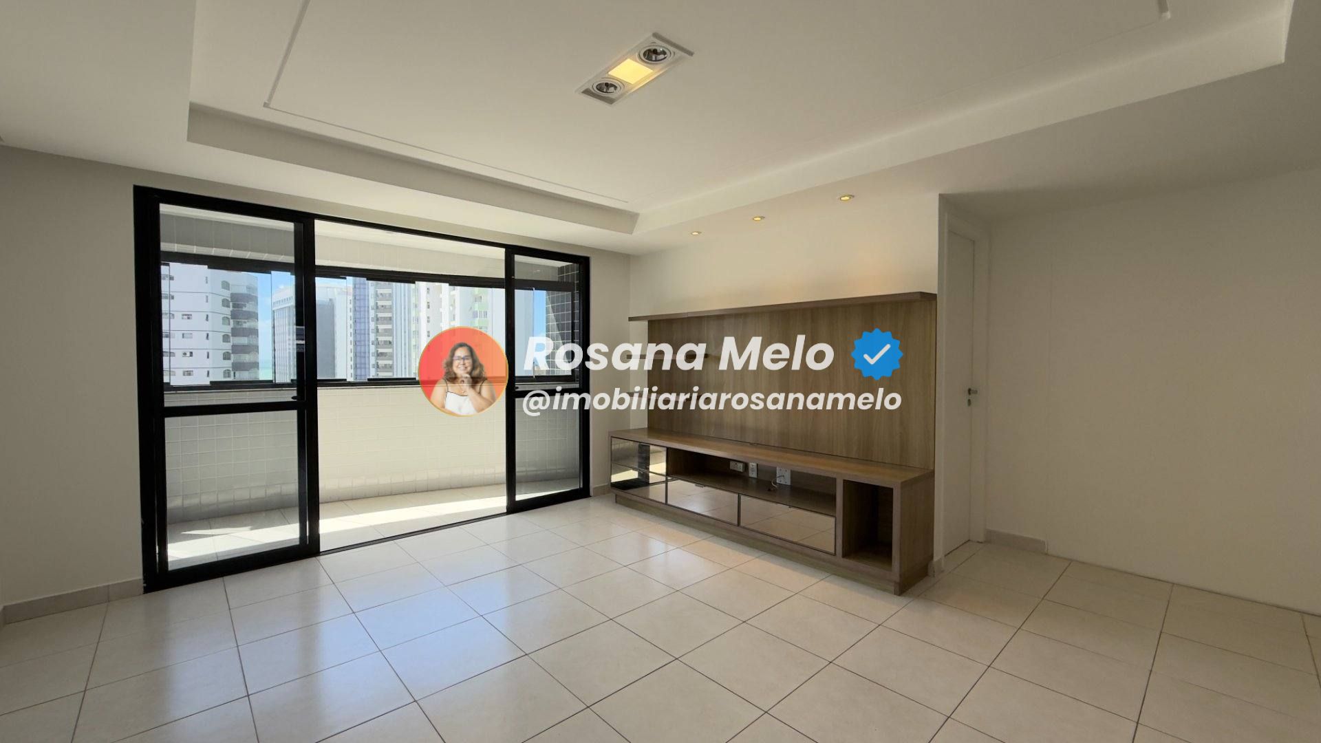 Apartamento 3 quartos (1 suíte), nascente, Edf. Porto Cristo, Boa Viagem
