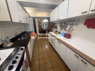Apartamento 4 quartos (1 suíte), 220m², vista para o mar, Edf. Maria Antônia, Boa Viagem