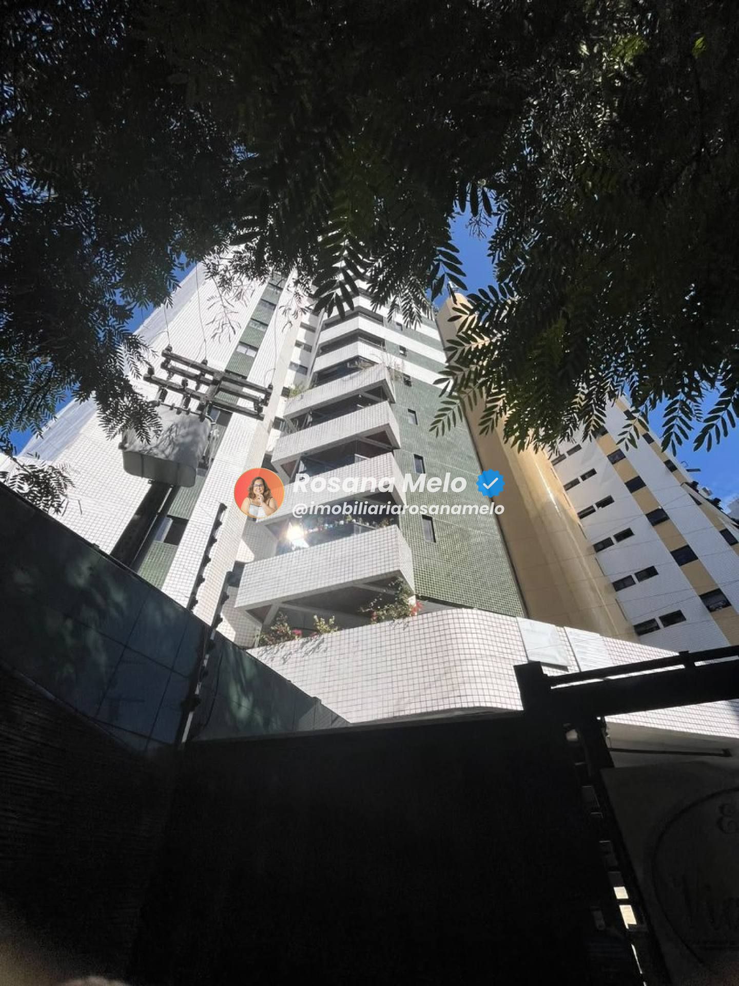 Edf Via Manzonni Boa Viagem,3 quartos sendo 2 suites,lazer,300m da praia.