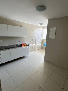 Apartamento 4 quartos (2 suítes), 130m², varanda nascente, Edf. Desembargador Manoel Tavares, Boa Viagem