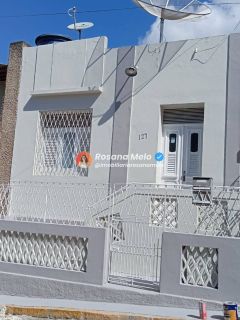 Casa 3 quartos, 70m², localizada no Centro de Gravatá