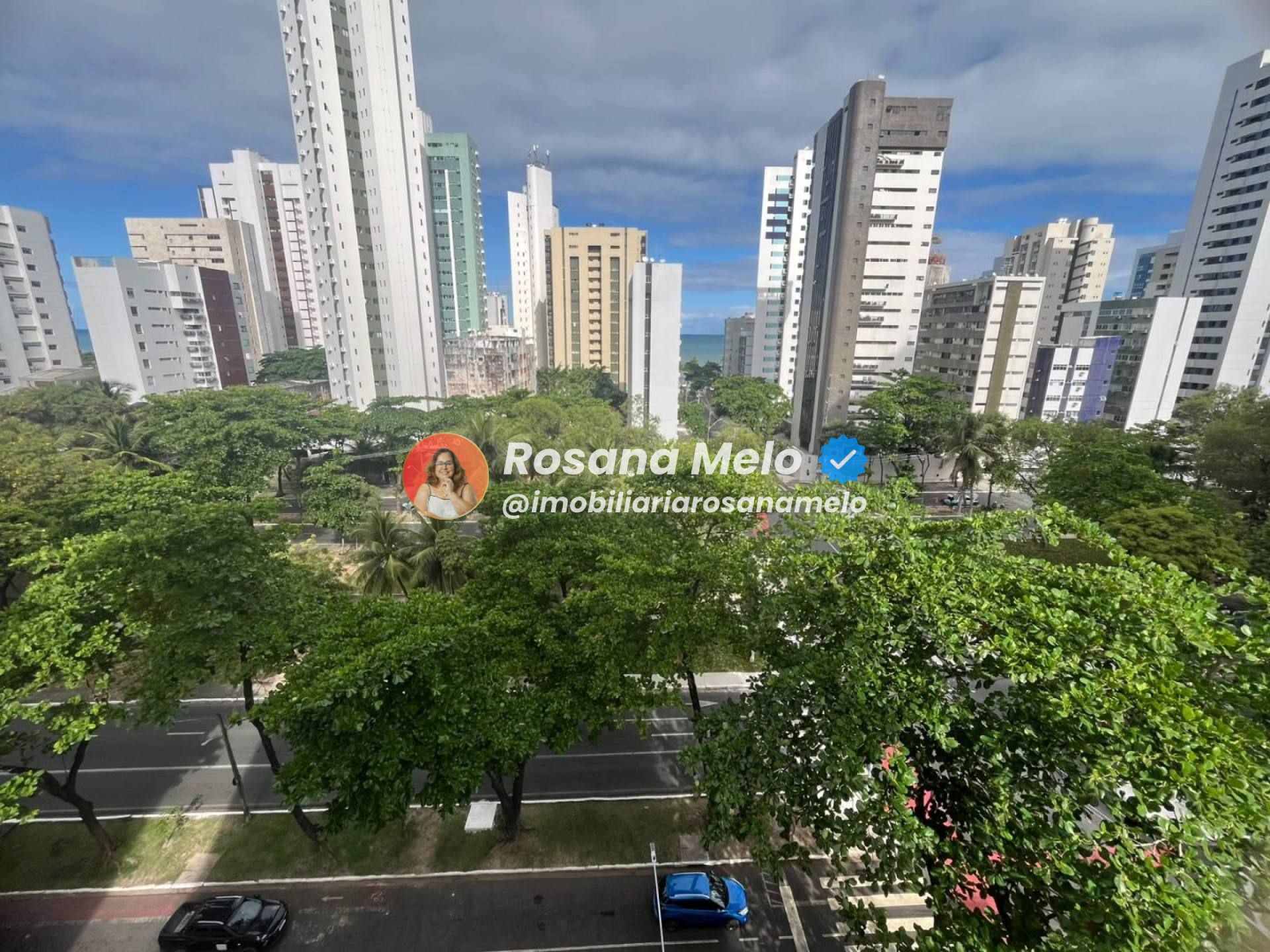 Edf Mar Azul Boa Viagem,160m,4 quartos,2 suites,varandao,nascente e com vista mar.