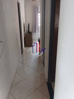 Casa Para Vender com 03 quartos no bairro Pousada do Lago em Esmeraldas