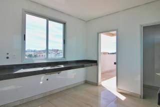 Cobertura Para Vender com 03 quartos 01 suítes no bairro Cabral em Contagem