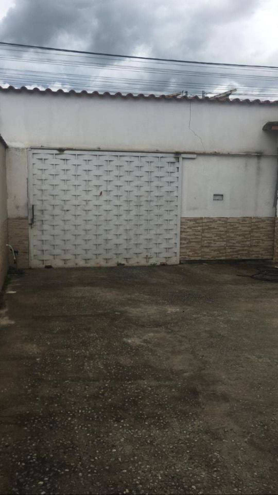 Casa Para Vender com 3 quartos 1 suítes no bairro Centro em Esmeraldas