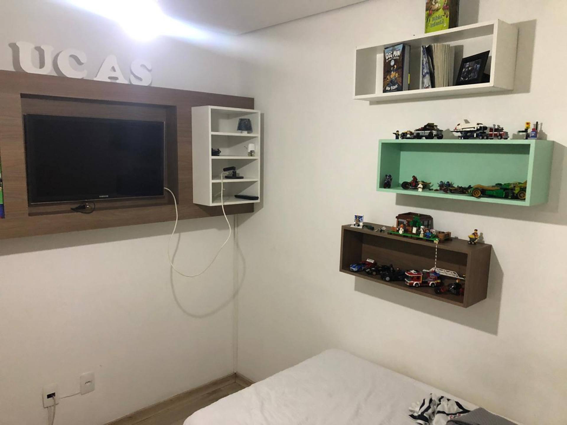 Apartamento Para Vender com 03 quartos 01 suítes no bairro Europa em Contagem