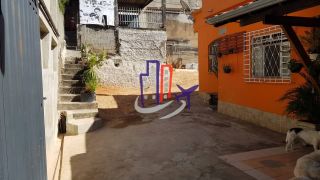 Casa Para Vender com 04 quartos no bairro Califórnia em Belo Horizonte