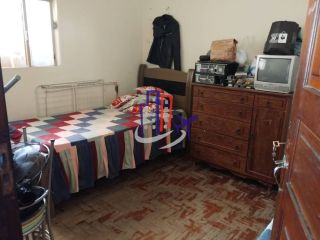 Casa Para Vender com 04 quartos no bairro Califórnia em Belo Horizonte