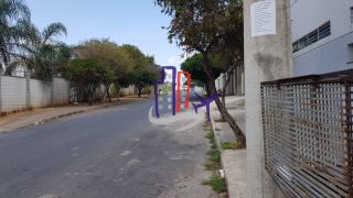 Casa Para Vender com 04 quartos no bairro Califórnia em Belo Horizonte