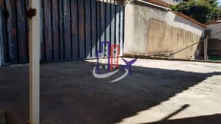 Casa Para Vender com 04 quartos no bairro Califórnia em Belo Horizonte