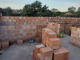 Sítio/ Chácara com 03 quartos 01 suítes no bairro Colônia Santa Isabel em Betim