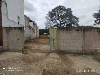 Lote / Terreno de Bairro Para Vender no bairro Tropical em Contagem