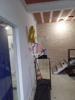 Casa Para Vender com 04 quartos no bairro Tropical em Contagem