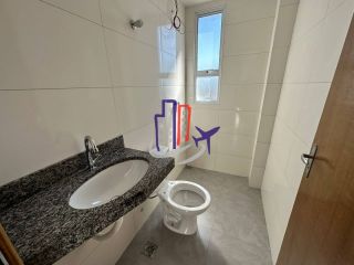 Cobertura Para Vender com 02 quartos e 01 suíte no bairro Santa Mônica em Belo Horizonte