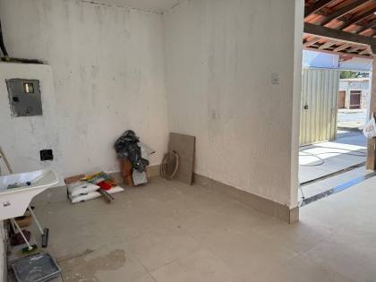 Casa Para Vender com 02 quartos no bairro Vila Barroquinha em Contagem