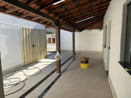 Casa Para Vender com 02 quartos no bairro Vila Barroquinha em Contagem