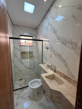 Casa Para Vender com 02 quartos no bairro Vila Barroquinha em Contagem