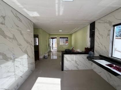 Casa Para Vender com 02 quartos no bairro Vila Barroquinha em Contagem