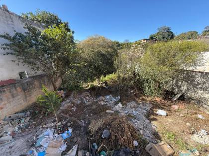 Casa Para Vender com 02 quartos no bairro Vila Barroquinha em Contagem