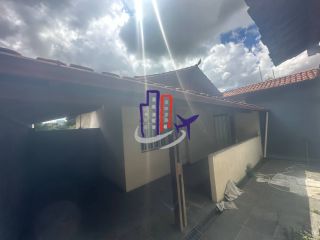 Casa com lote de 720m no bairro Praia em Contagem
