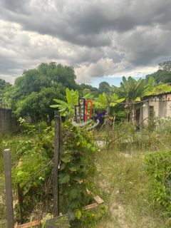 Casa com lote de 720m no bairro Praia em Contagem