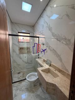 Casa com lote de 720m no bairro Praia em Contagem