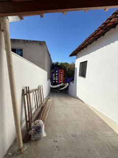 Casa com lote de 720m no bairro Praia em Contagem