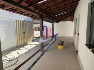 Casa com lote de 720m no bairro Praia em Contagem