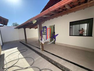 Casa com lote de 720m no bairro Praia em Contagem