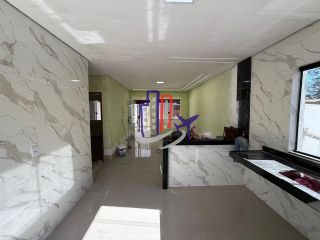 Casa com lote de 720m no bairro Praia em Contagem