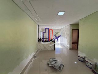 Casa com lote de 720m no bairro Praia em Contagem