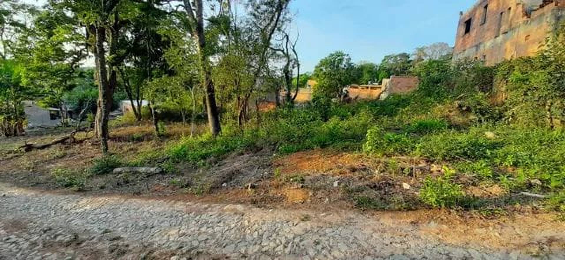 Lote / Terreno de Bairro Para Vender no bairro Estâncias Imperiais em Contagem