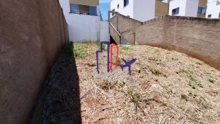 Casa Para Vender com 02 quartos 01 suítes no bairro São Pedro em Esmeraldas