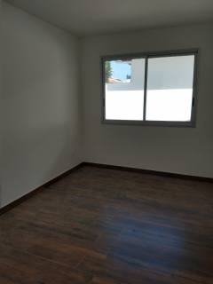 Casa de Condomínio Para Vender com 03 quartos 01 suítes no bairro Centro em Contagem